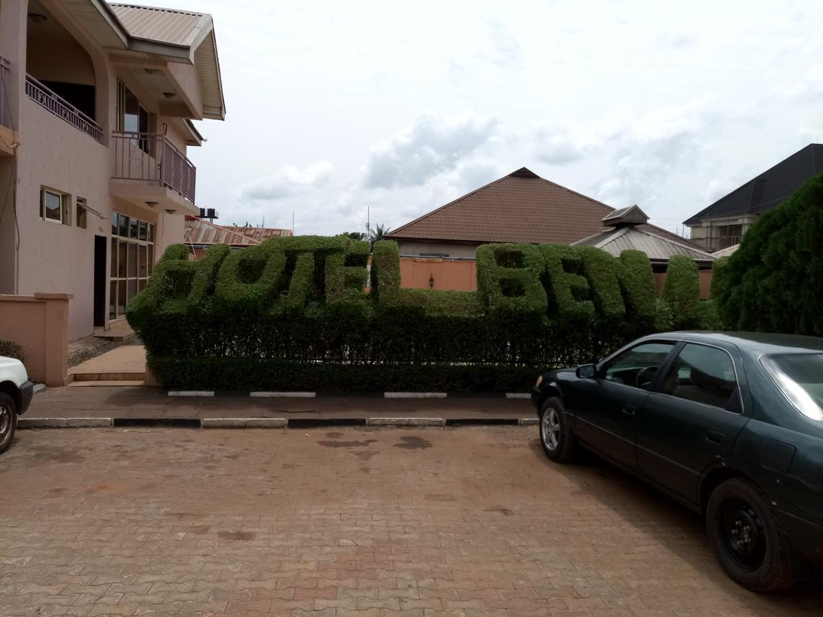 Hotel Benizia Asaba Ngoại thất bức ảnh